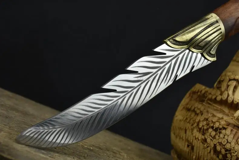 The Woodland Nymph's Dancing Feather Dagger