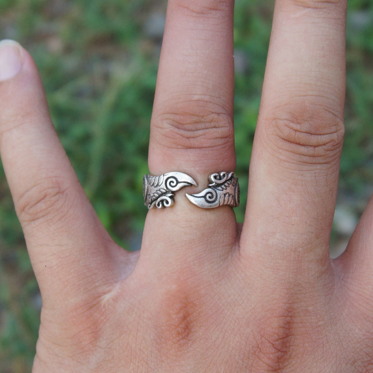 Odin's Ravens Rune Ring