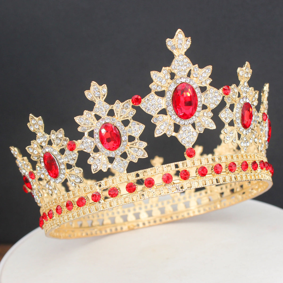 Baroque Full Round Royal Queen King Crowns