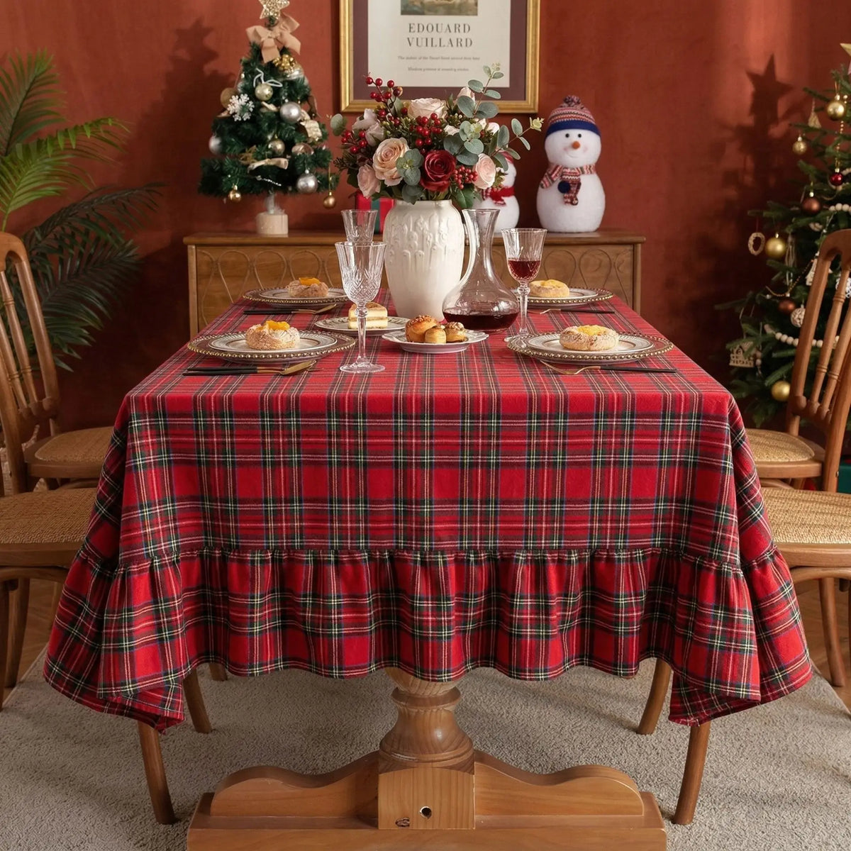 Christmas Plaid Ruffled Tablecloth Round and Rectangle Table Decoration