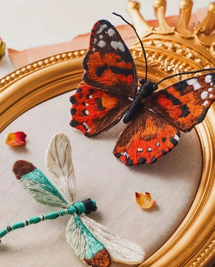 DIY Embroidered Insect Series Fabric Brooches Butterfly Ladybug Dragonfly Bee Craft Project