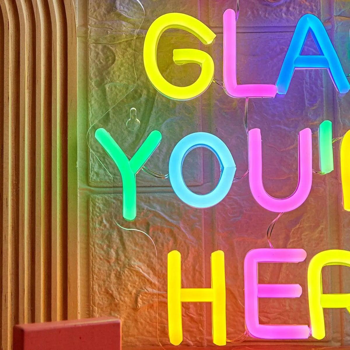 LED Neon l'm So Glad You're Here USB Powered Signs Night Light Wall Art