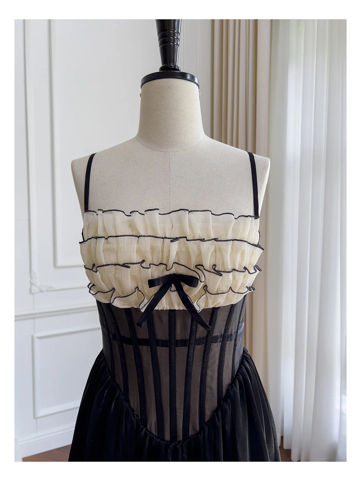 Justine's French Black Lace Sling Spliced Ruffles Bandage Backless Dress