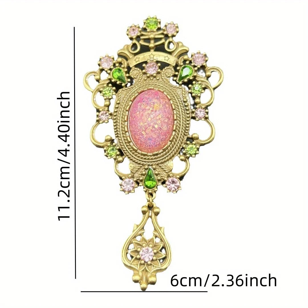 Baroque Palace Favour Brooch