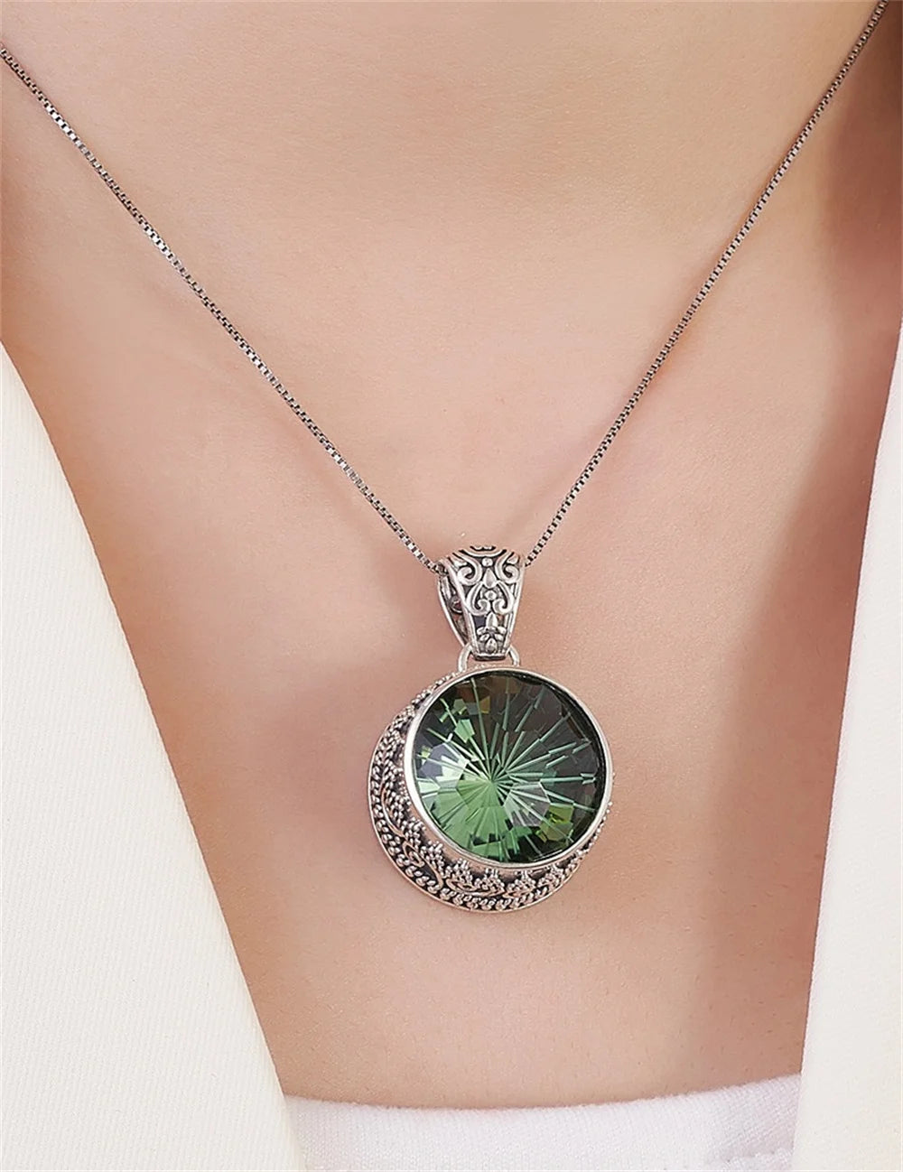 The Abyss Portal Key S925 Sterling Silver Pendants Tangent Plane Green Crystal