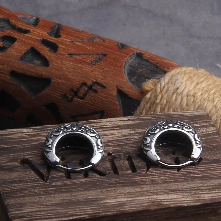 Filigree Stainless Steel Huggie Earrings for Men with Wooden Box