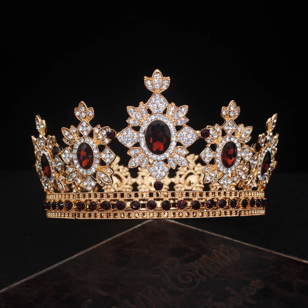 Baroque Full Round Royal Queen King Crowns