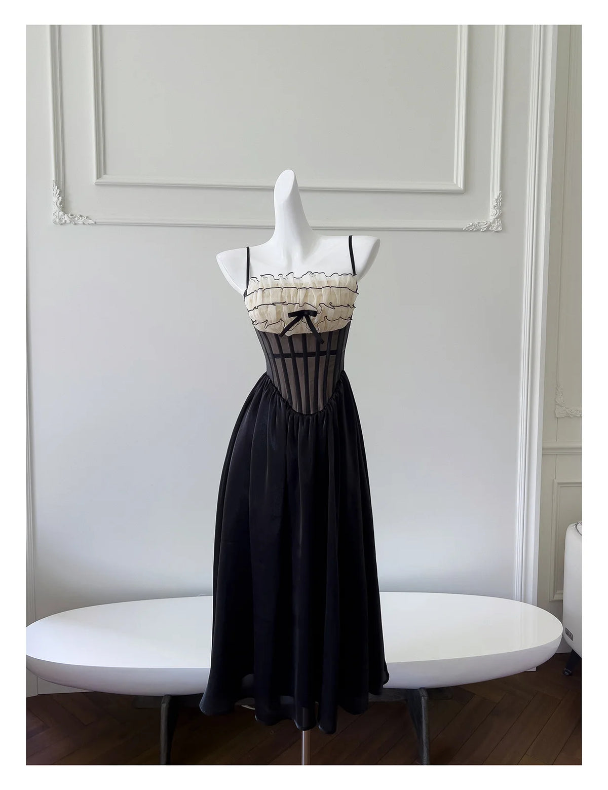 Justine's French Black Lace Sling Spliced Ruffles Bandage Backless Dress