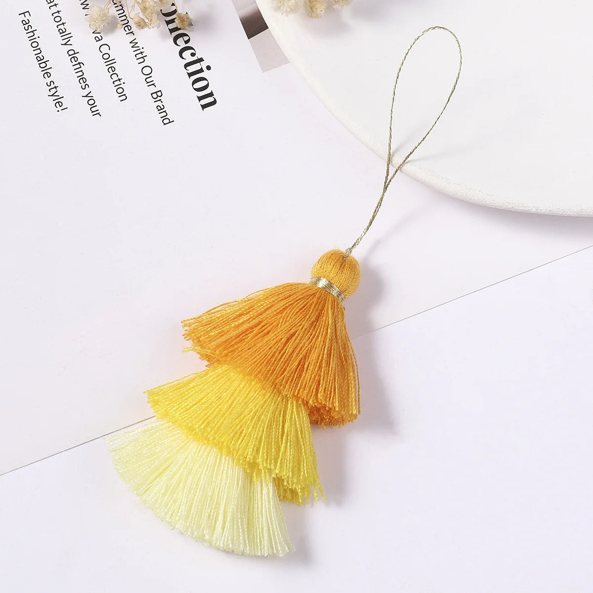 1/2pcs Cotton Tassels for Crafts Tri-Layered Tassels with Hanging Loop for Crafts Jewelry Making Bookmark Clothing Accessories
