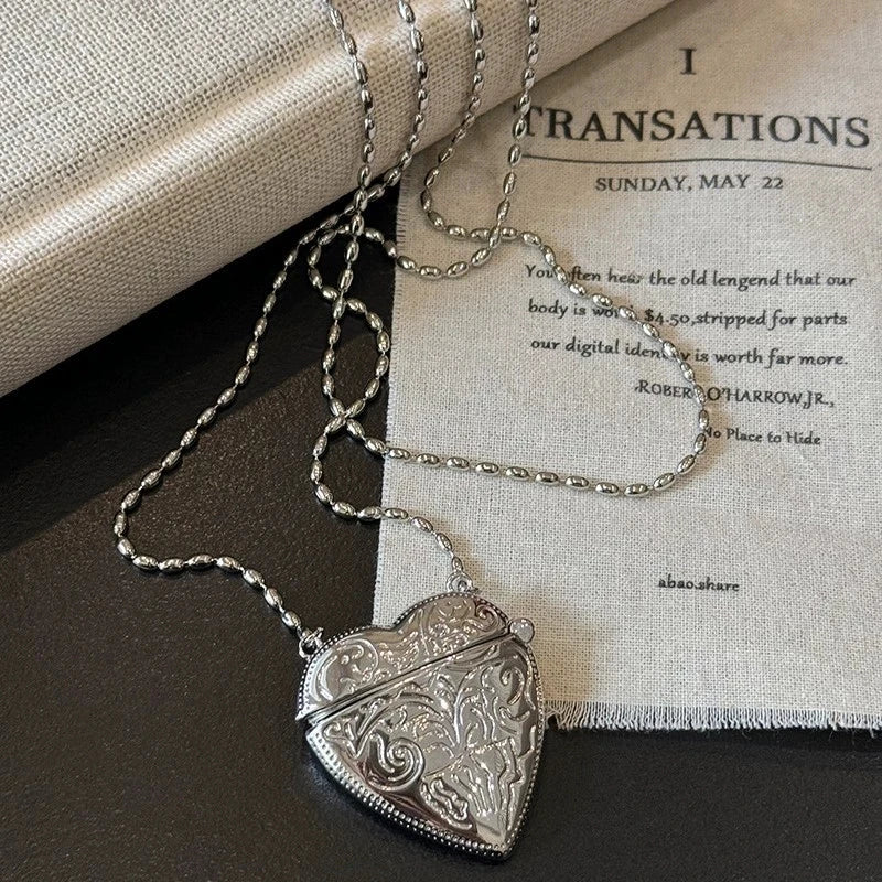 Heart Shape Mini Bag Pendant Necklace Long Crossbody Sweater Chain