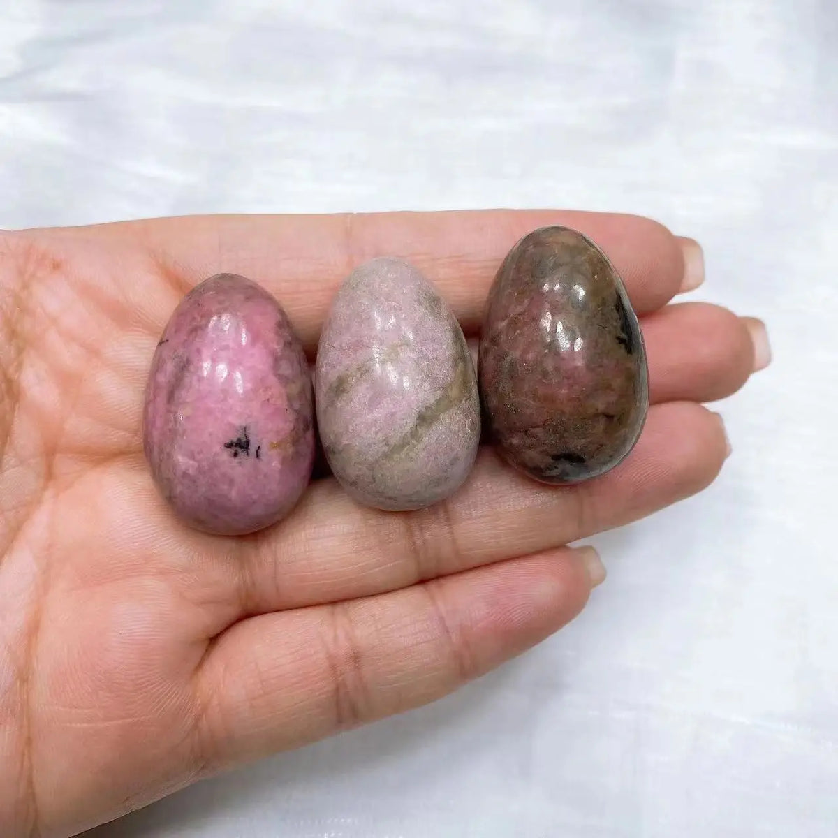 30MM Mini Stone Egg Natural Crystal