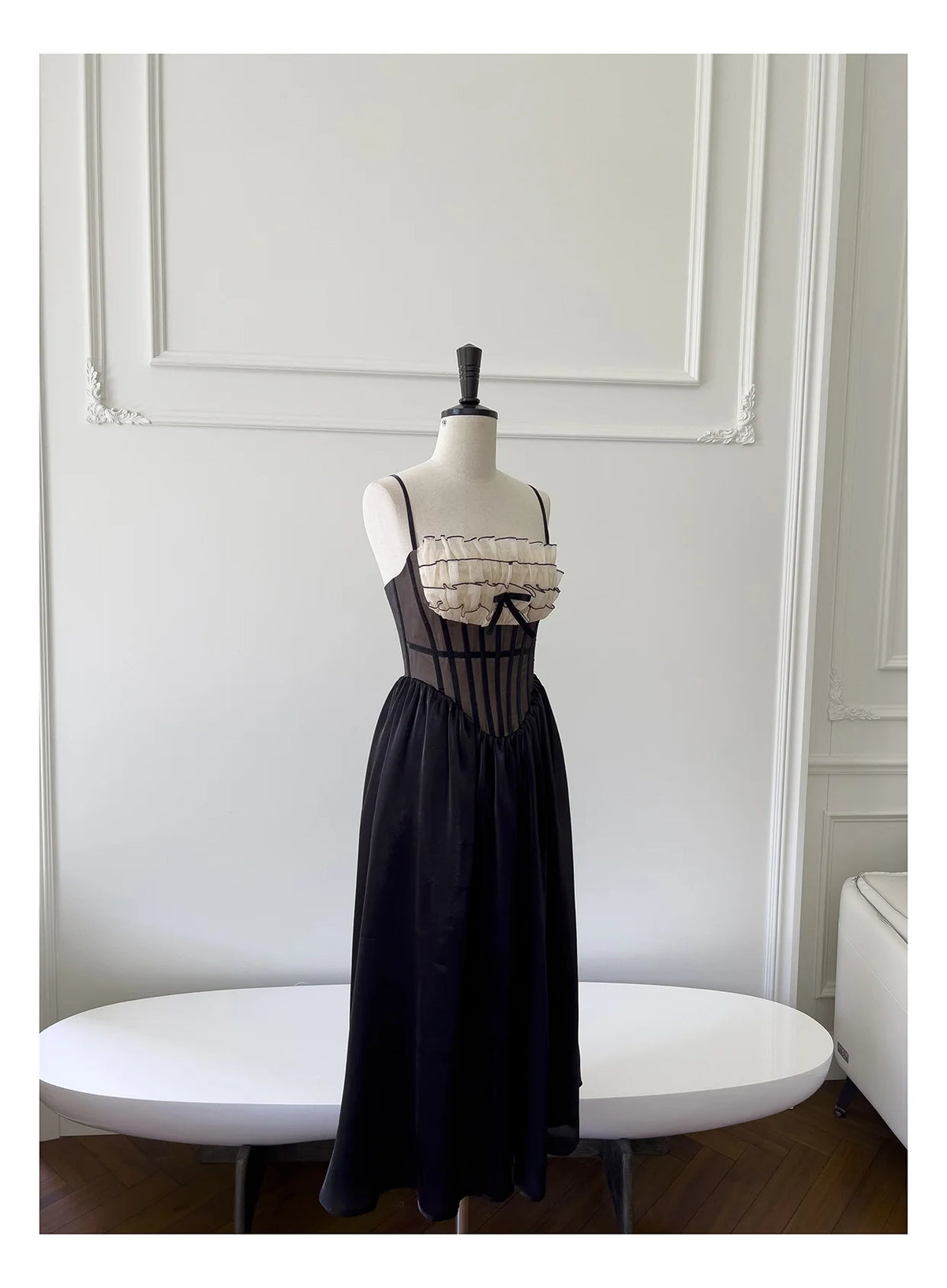Justine's French Black Lace Sling Spliced Ruffles Bandage Backless Dress
