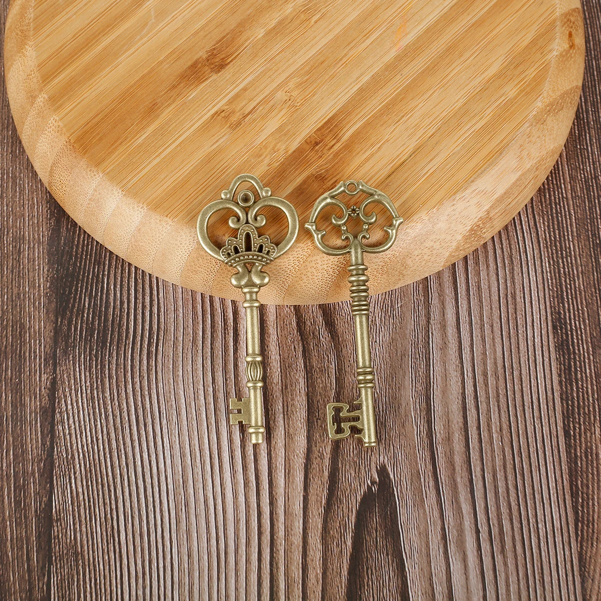 Twenty Large Skeleton Keys Antique Bronze Vintage Key Charms DIY Handmade Craft