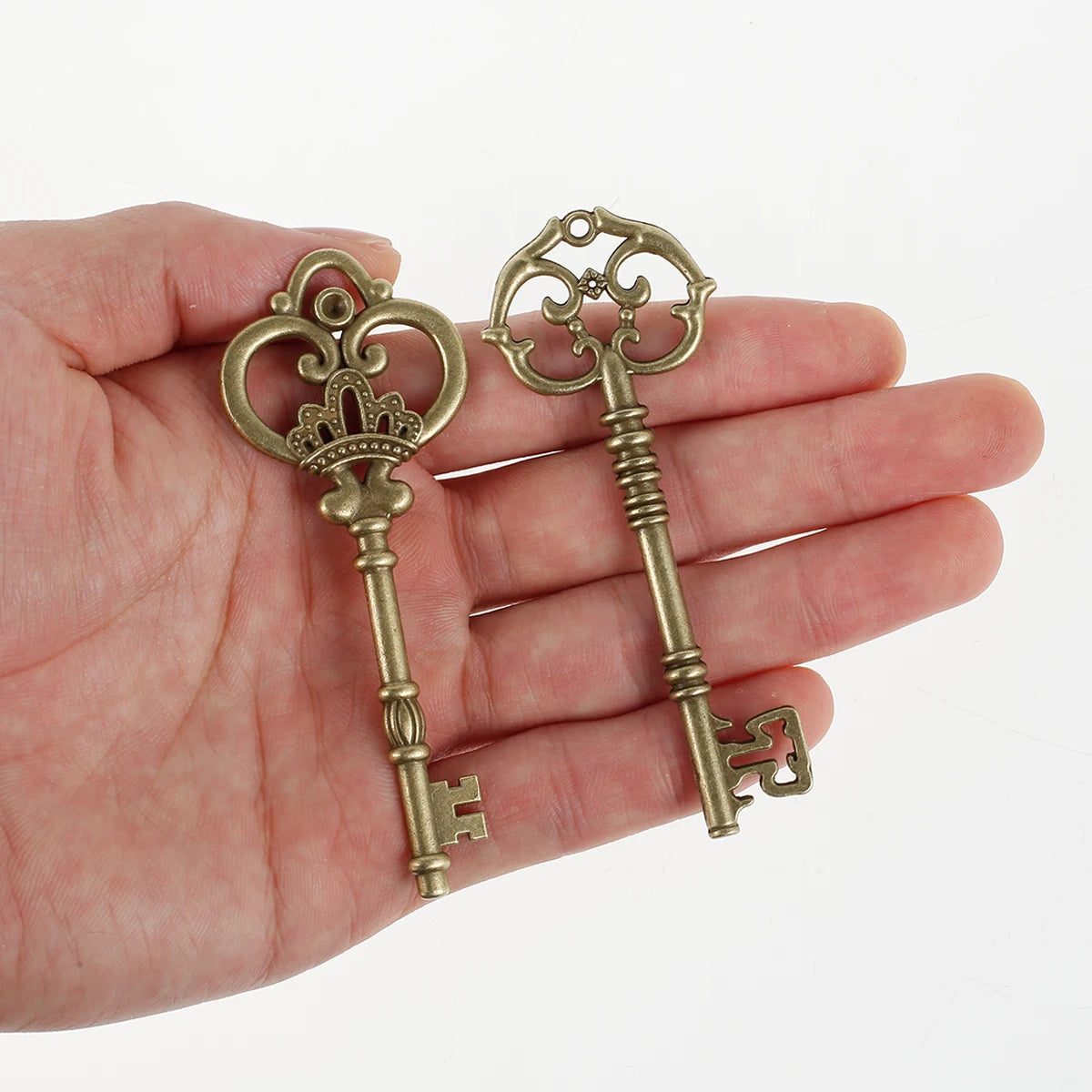 Twenty Large Skeleton Keys Antique Bronze Vintage Key Charms DIY Handmade Craft