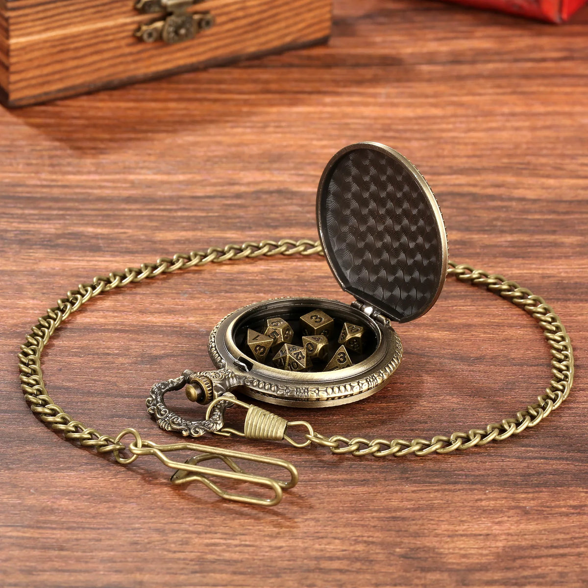 Brass DND Dice Case Vintage Cthulhu Pocket Watch One Eyed Octopus Pocket Watch Style Case