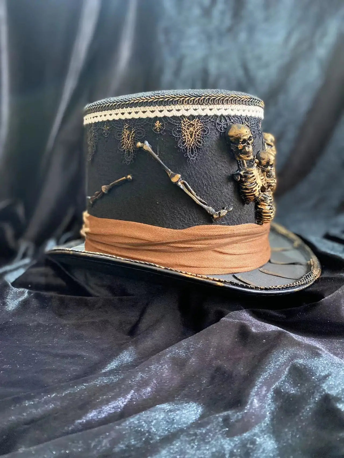 Pirate Hats Vintage Skull Feather Triangle Hats Halloween CosPlay Pirate Top Hat
