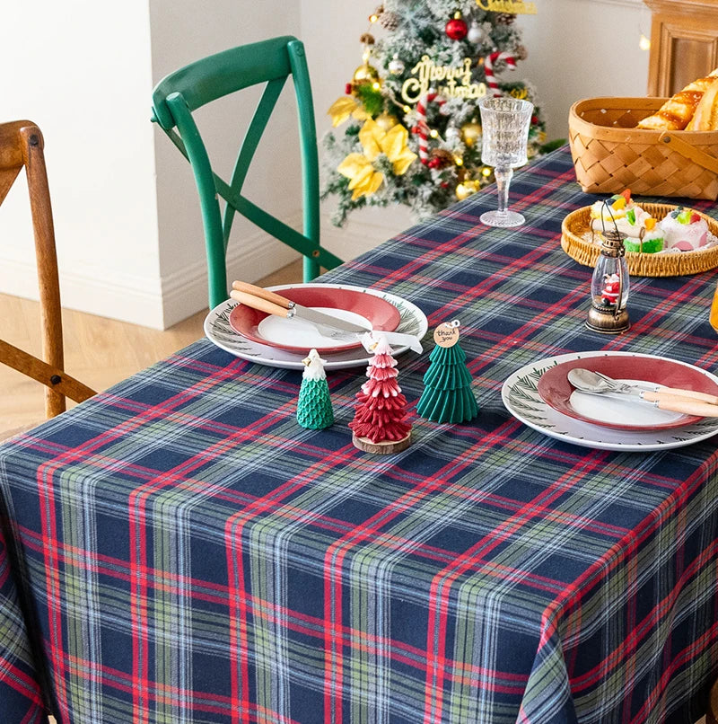 Christmas Plaid Ruffled Tablecloth Round and Rectangle Table Decoration