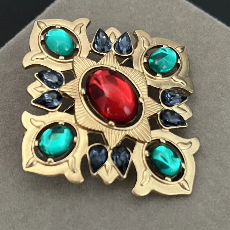 The Regent's Cross Brooch Pin