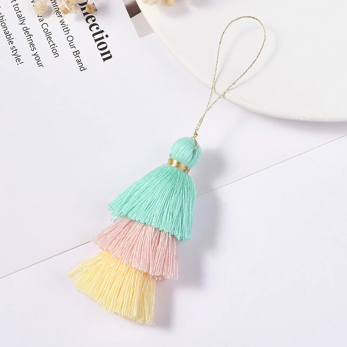 1/2pcs Cotton Tassels for Crafts Tri-Layered Tassels with Hanging Loop for Crafts Jewelry Making Bookmark Clothing Accessories