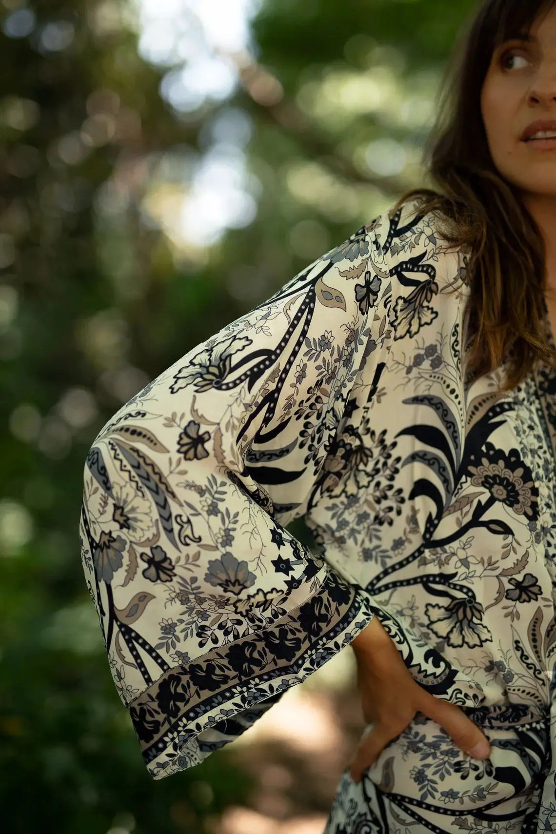 Charmy's Cover-up Long Kimono Robe