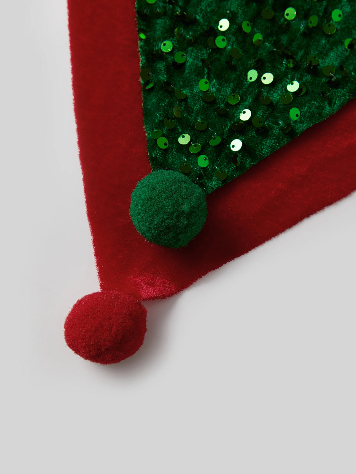 4 Pcs Kids Christmas Costumes Girls Santa's Elf Costume Sequinned Elf Dress Shoes Stockings and Hat