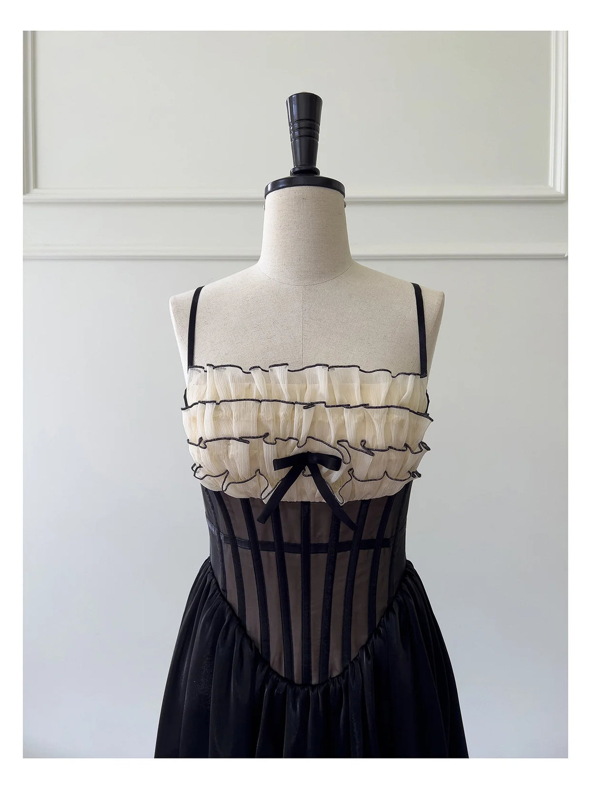 Justine's French Black Lace Sling Spliced Ruffles Bandage Backless Dress