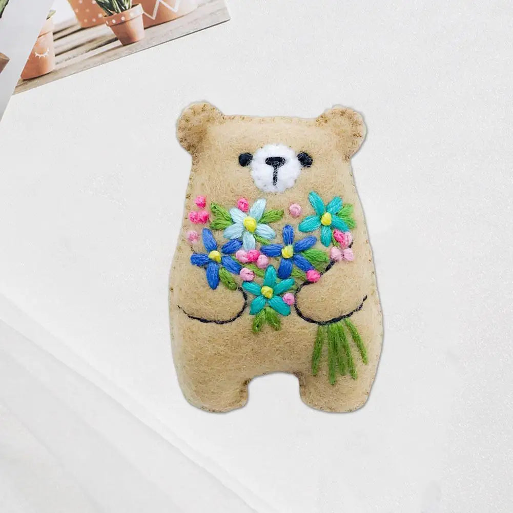 Bouquet Bear Doll Miniature Pocket Hug 5.5*4cm Felt Little Plushie Toy