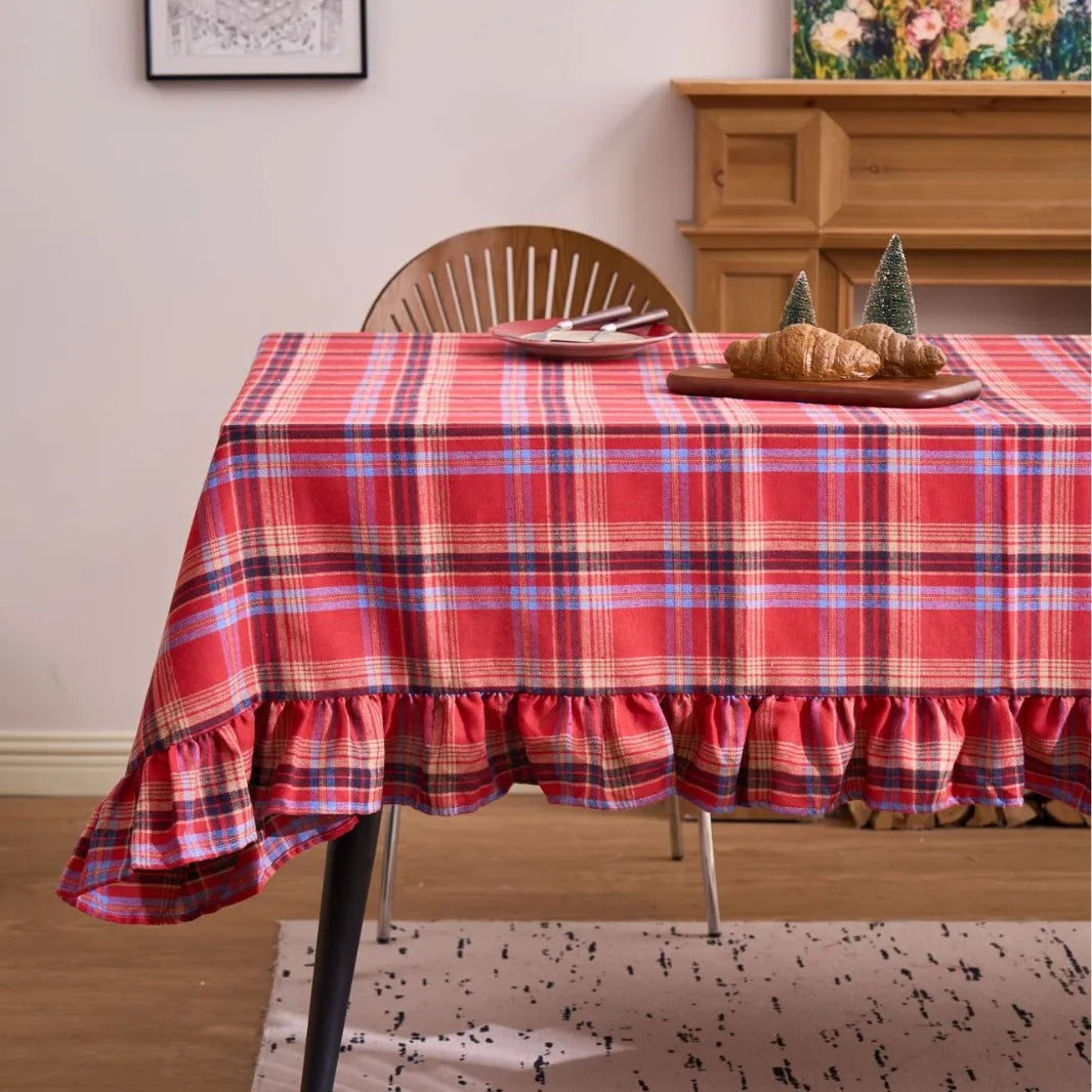 Christmas Plaid Ruffled Tablecloth Round and Rectangle Table Decoration