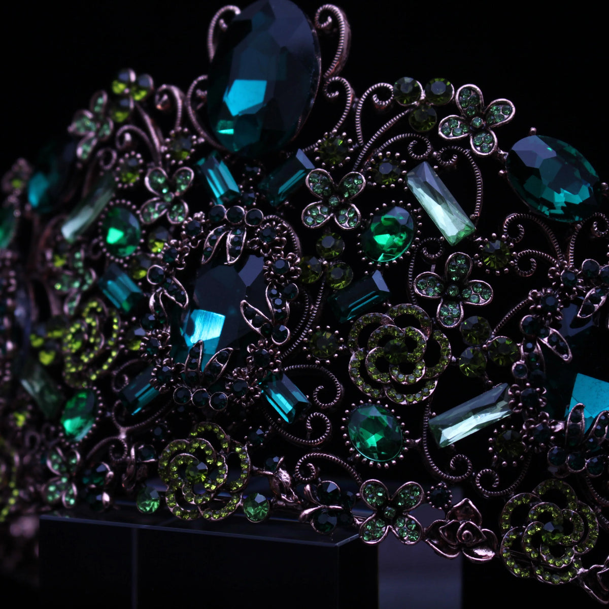 Bower Bird Crowns