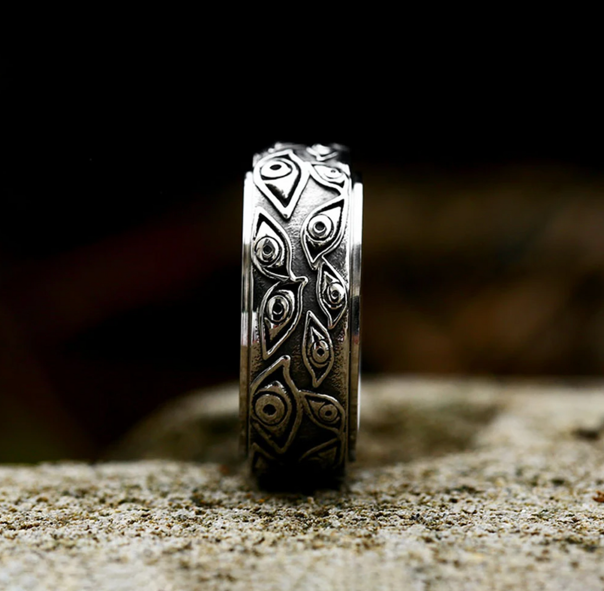 Japanese Mythology Carved Eyes Stainless Steel Rotatable Ring Anxiety Fidget Turning Ring