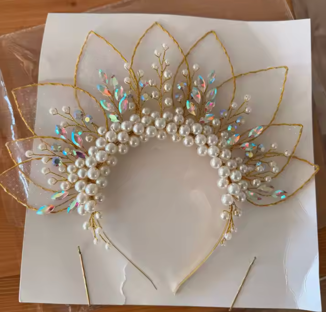 Queen Eliana's Crown Rhinestone Faux Pearls Headdress