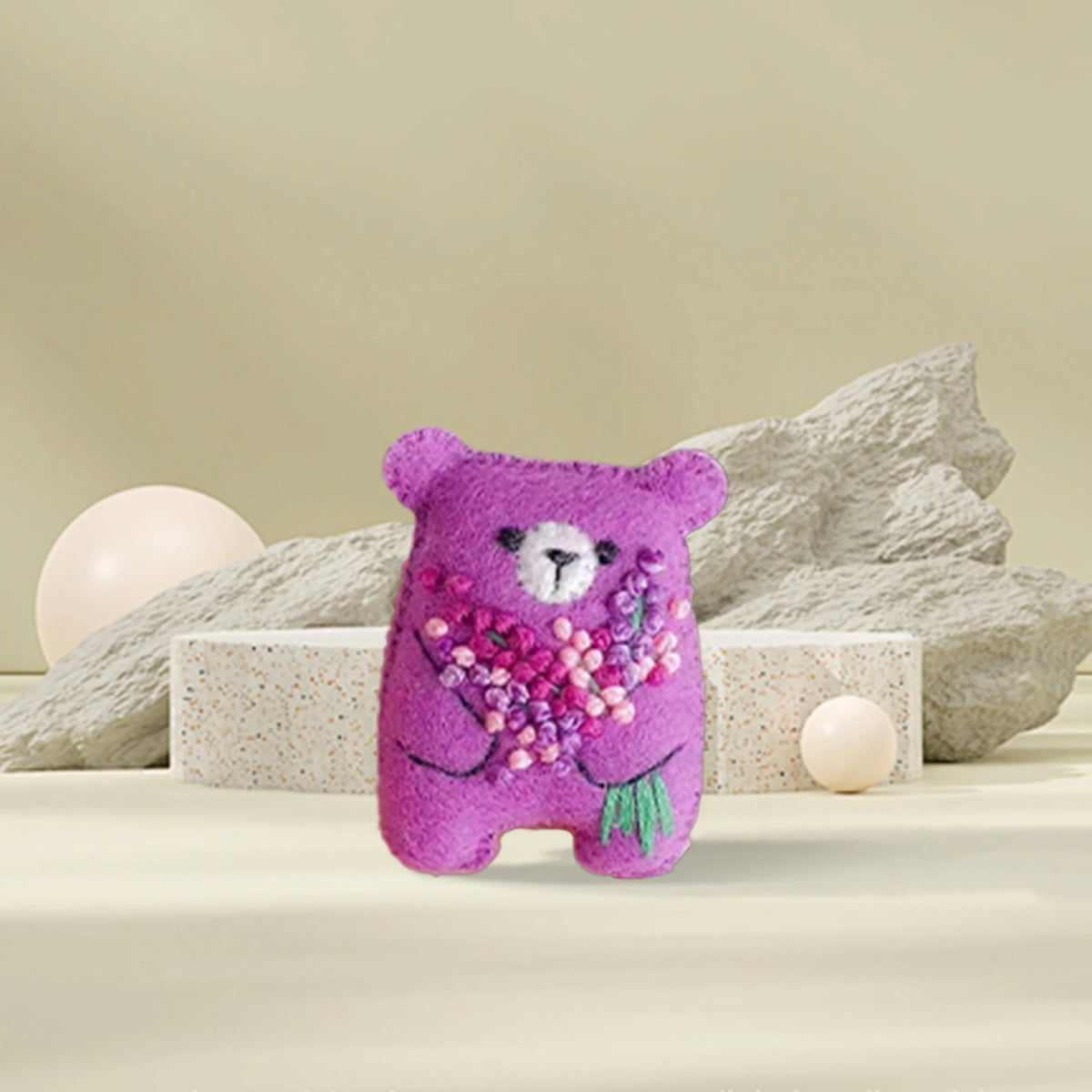 Bouquet Bear Doll Miniature Pocket Hug 5.5*4cm Felt Little Plushie Toy