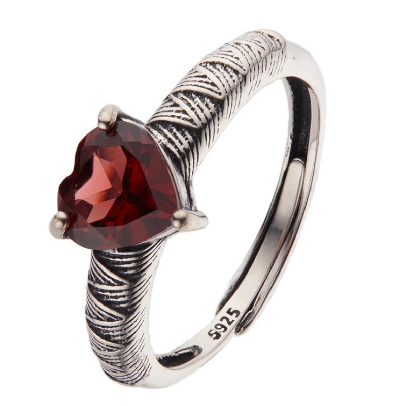 Coursing Love s925 Silver Ring Natural Heart Shaped Garnet