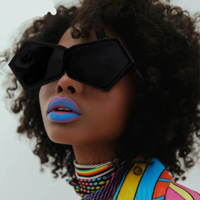 Oversized Futuristic Goggle Sunglasses