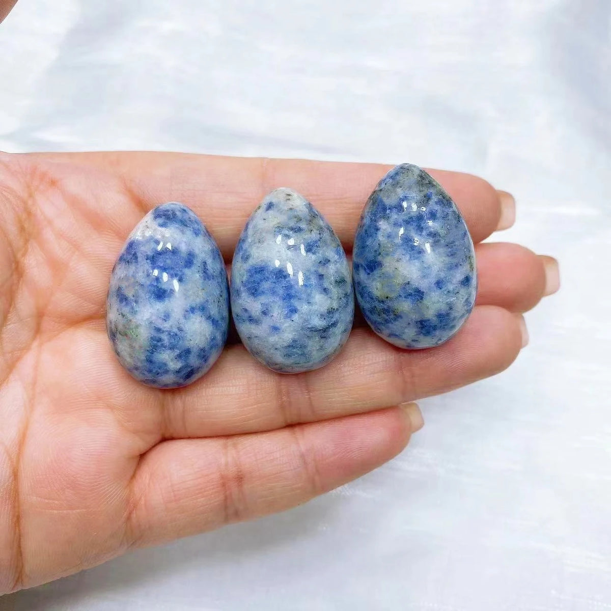 30MM Mini Stone Egg Natural Crystal