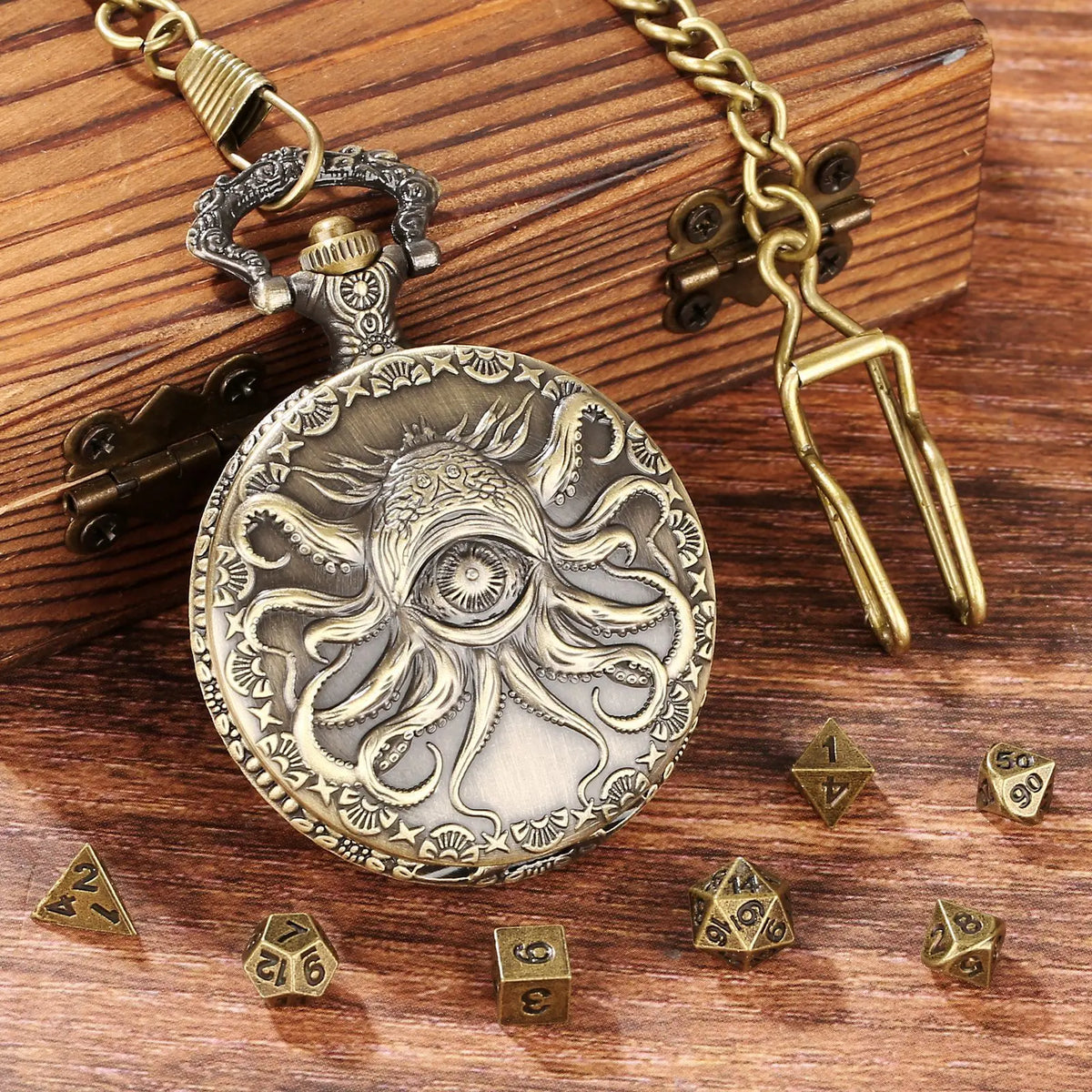 Brass DND Dice Case Vintage Cthulhu Pocket Watch One Eyed Octopus Pocket Watch Style Case