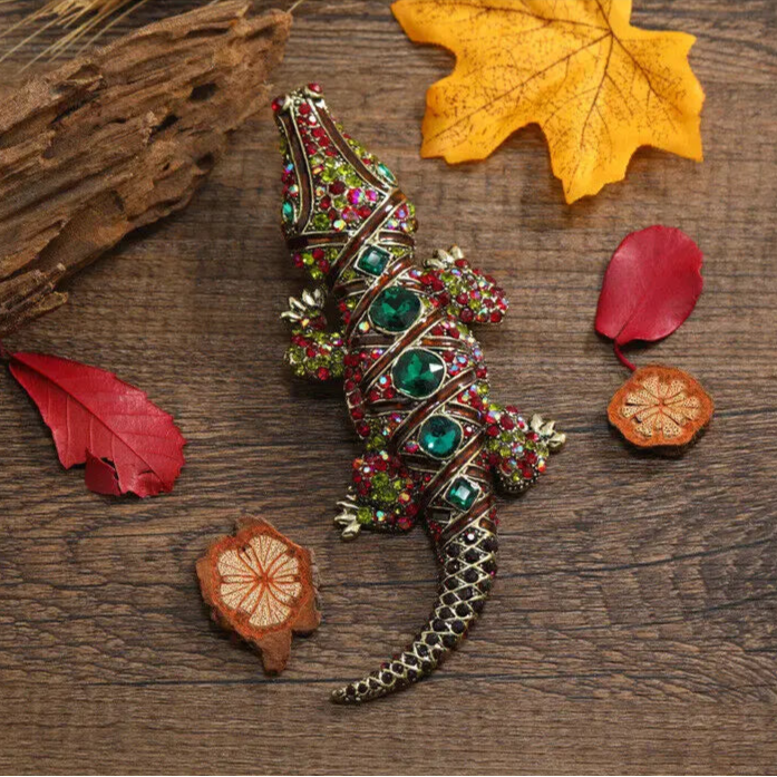 Crocodile Pendant Brooch Pin