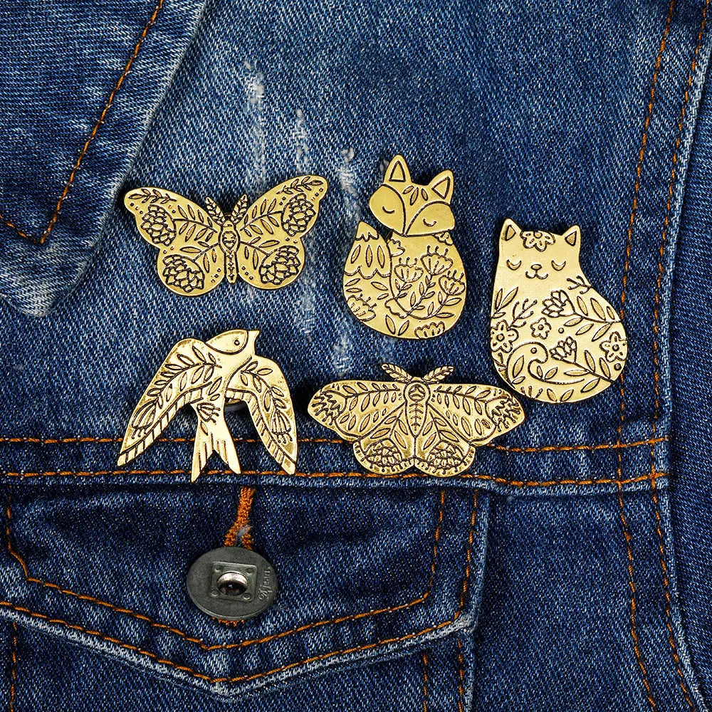 Golden Garden Animals Collection Lapel Pins Butterfly Swallow Bird Fox Cat Snake Brooches For Nature Lovers