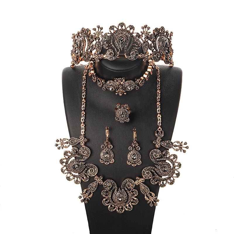 Queen Kamaria Jewellery Set