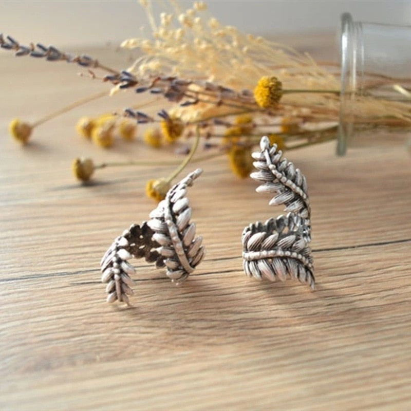 Fern Leaf Knuckle Ring