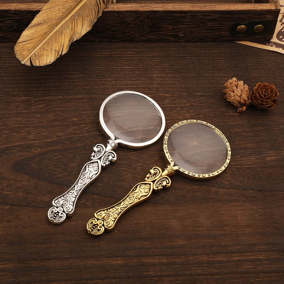 Vintage Style Magnifying Glass