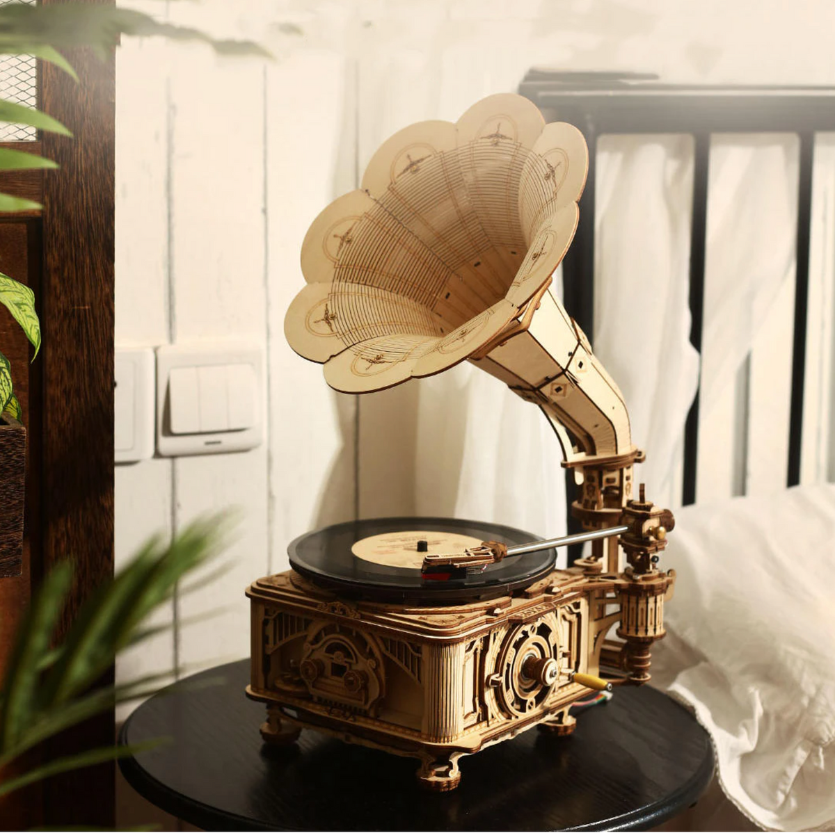 DIY Hand Crank Gramophone Wooden Model Kits