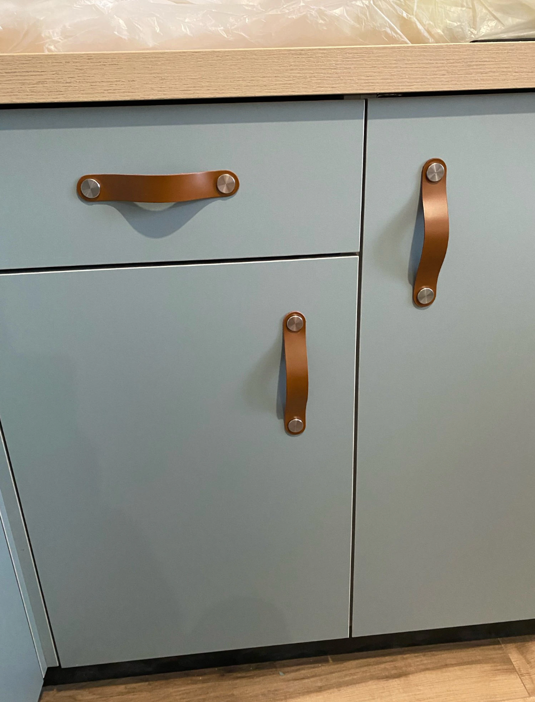 Brass and Italian Vegetable Leather Cabinet Drawer Pulls Furniture Handles