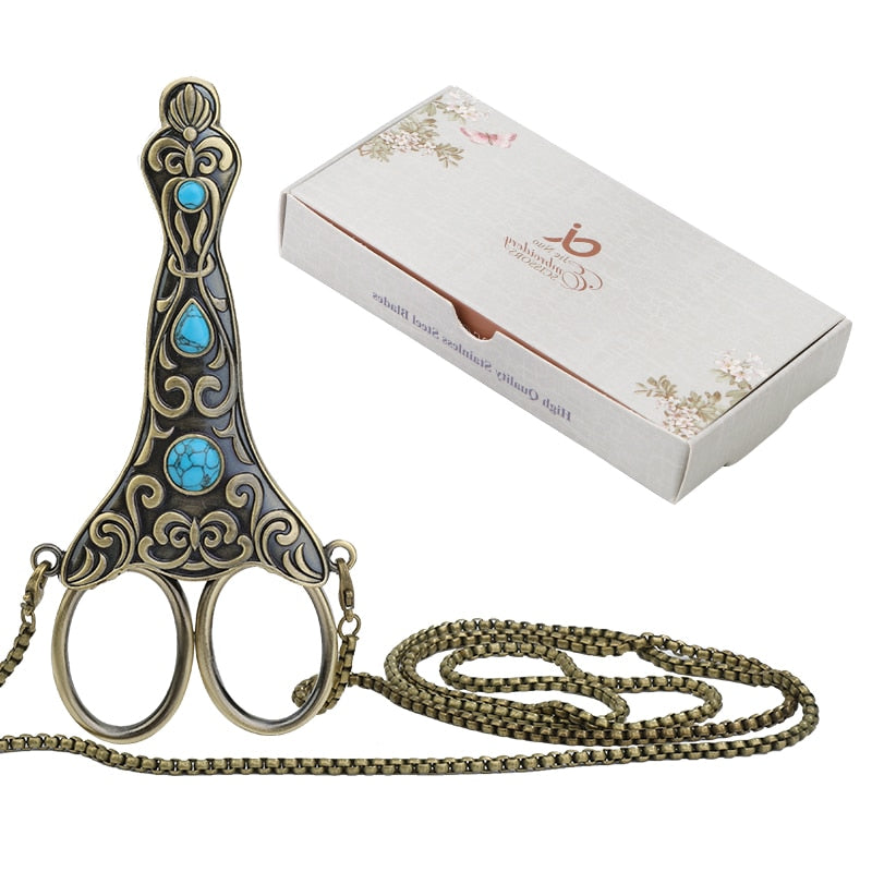 The Royal Tailor's Needlework Scissors Kit With Necklace Holder