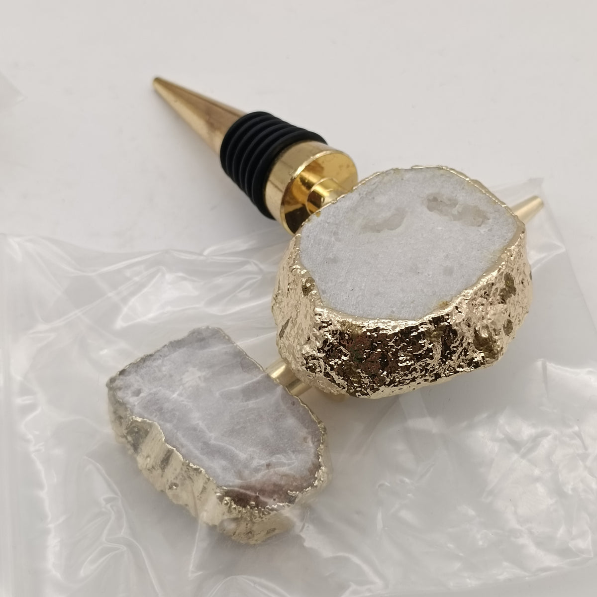 Natural Crystal Agate Wine Bottle Stopper