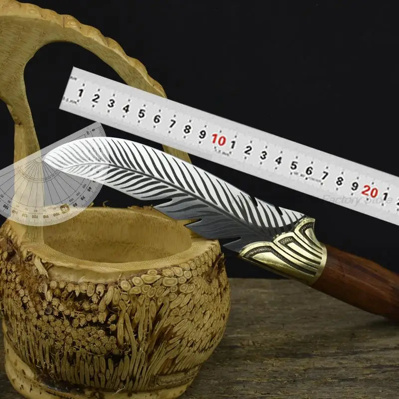 The Woodland Nymph's Dancing Feather Dagger