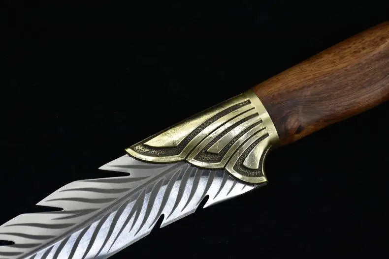 The Woodland Nymph's Dancing Feather Dagger