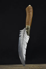 The Woodland Nymph's Dancing Feather Dagger