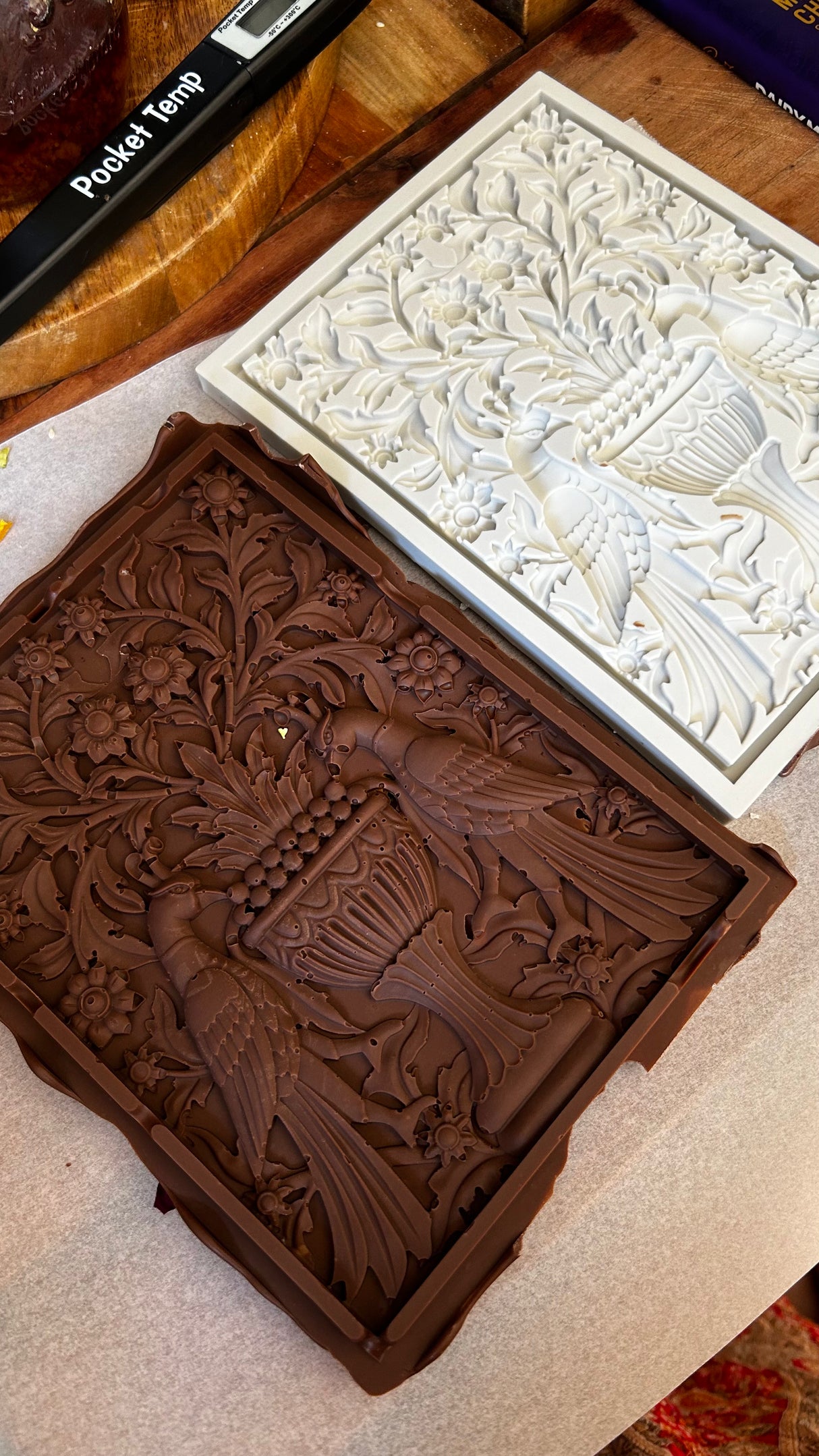 Bird Garden Relief Silicone Epoxy Resin Plaster Mould Ceramic Tile Fondant Cake Decorating Tools DIY