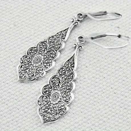 Alara's Carved Pattern Drop Earrings